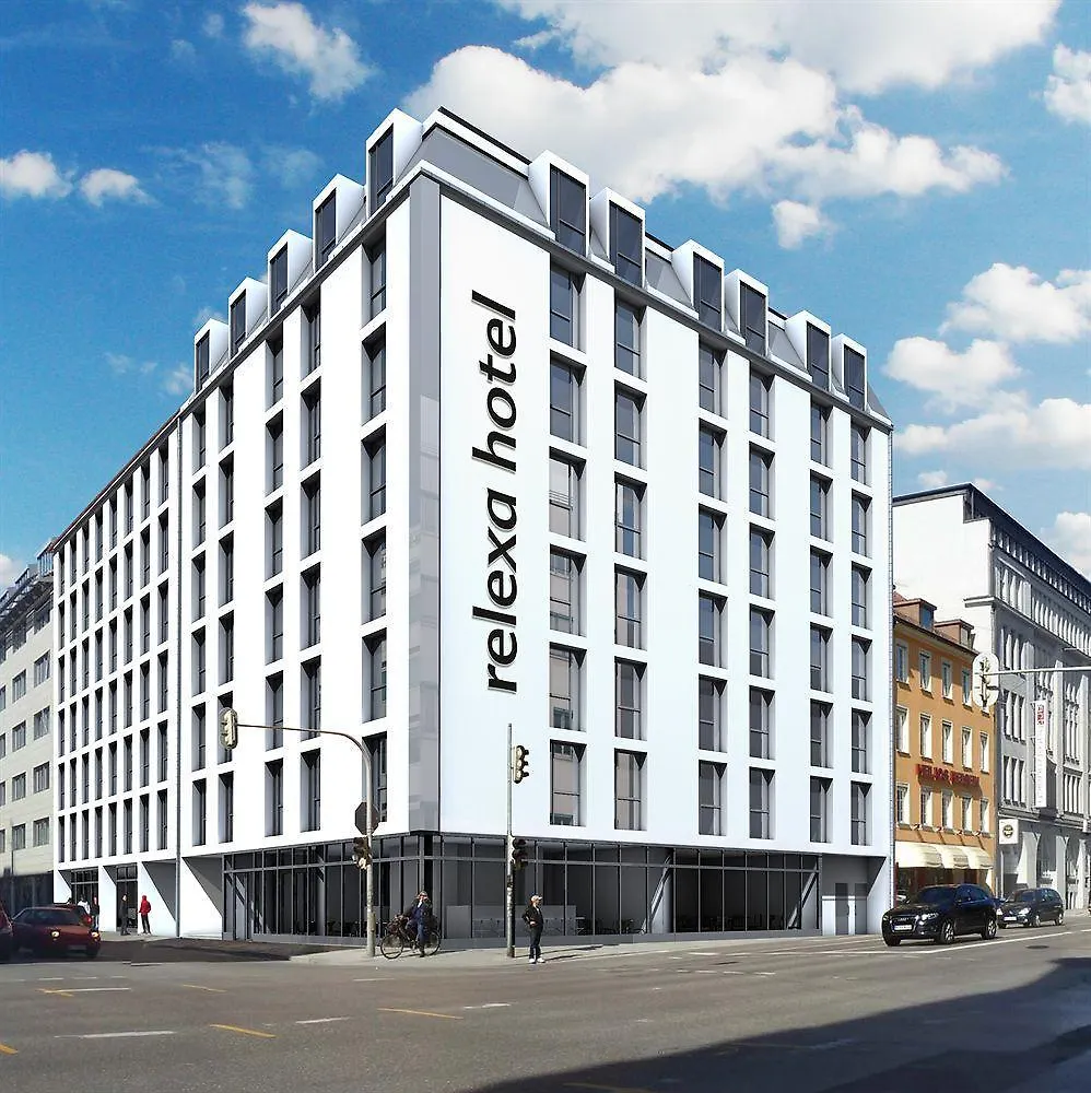 relexa hotel München 4*, Múnich