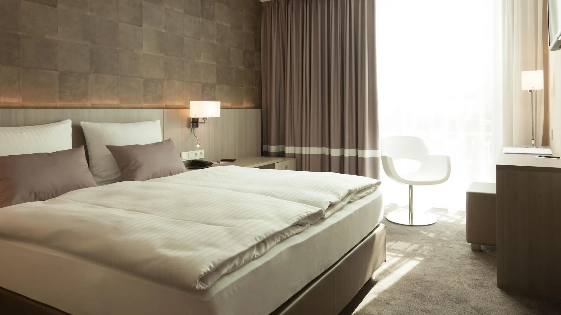 Relexa Hotel Muenchen 4*, Munich